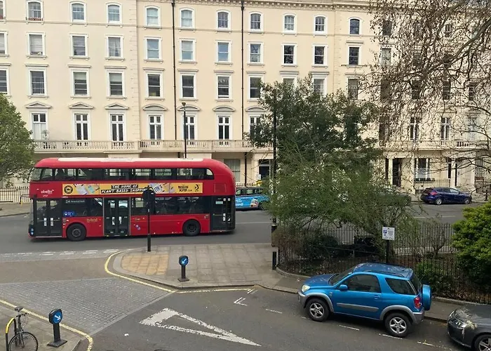 Designer 2 Bedroom Pimlico